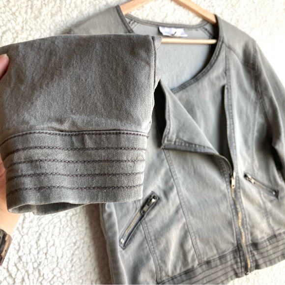 Jessica Simpson Maternity gray moto jacket, Sz L - Picture 6 of 17